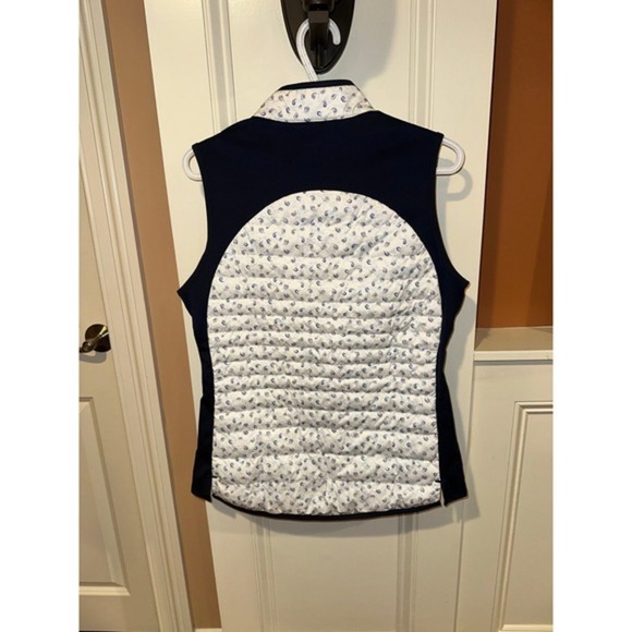 Peter Millar Fuse Hybrid Vest Medium Tossed Paisley White/Navy zippered NWT $225 - Picture 5 of 12